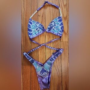 Figure competition suit